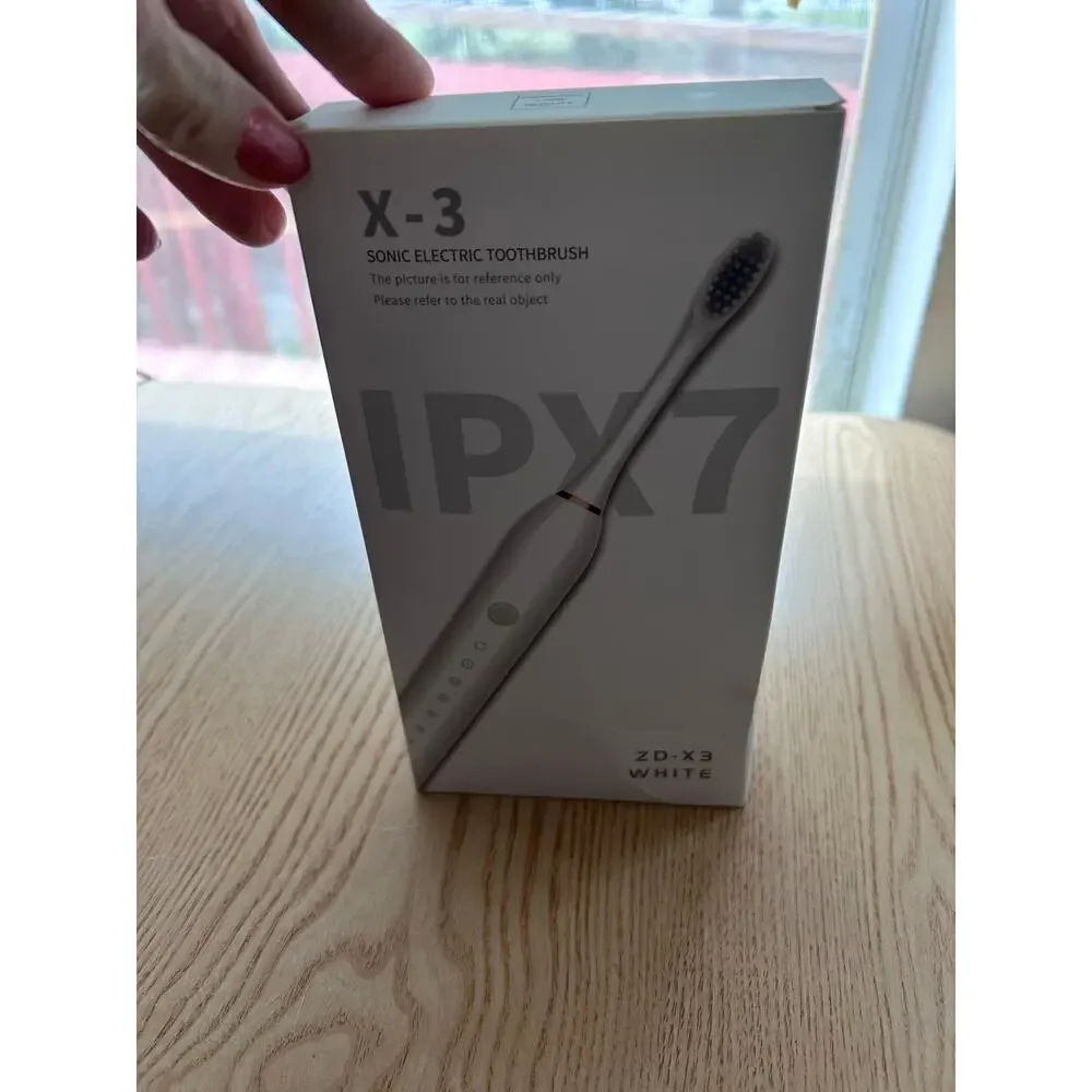 New IPX7 Sonic Electric White Toothbrush with 2 Brush Heads & USB Cable